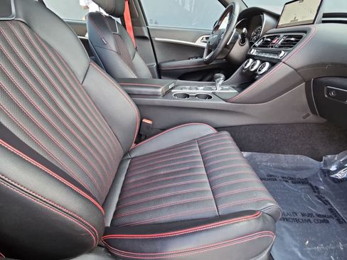 Certified 2023 Genesis G70 2.0T w/ Sport Prestige Package RWD image 18