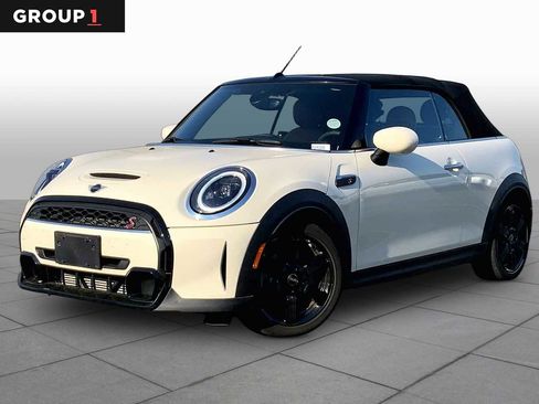 Used 2023 MINI Cooper S w/ Signature Upholstery Package FWD image 1