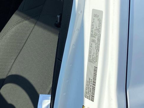 Used 2023 Jeep Gladiator Overland image 33