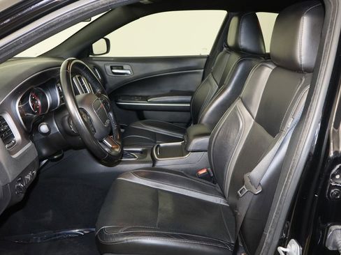 Used 2021 Dodge Charger SXT w/ Leather Interior Group image 16