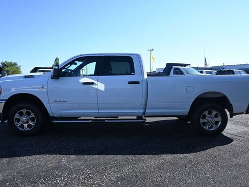 Used 2024 RAM 3500 Big Horn AWD/4WD image 11