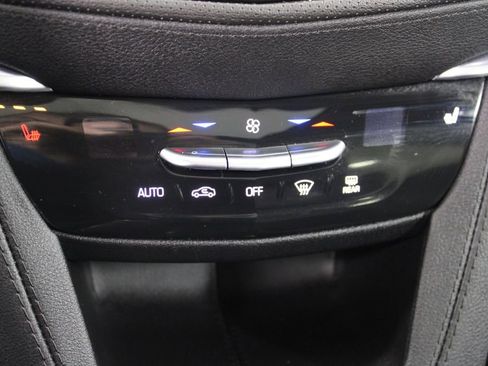 Used 2024 Cadillac XT5 Premium Luxury image 45