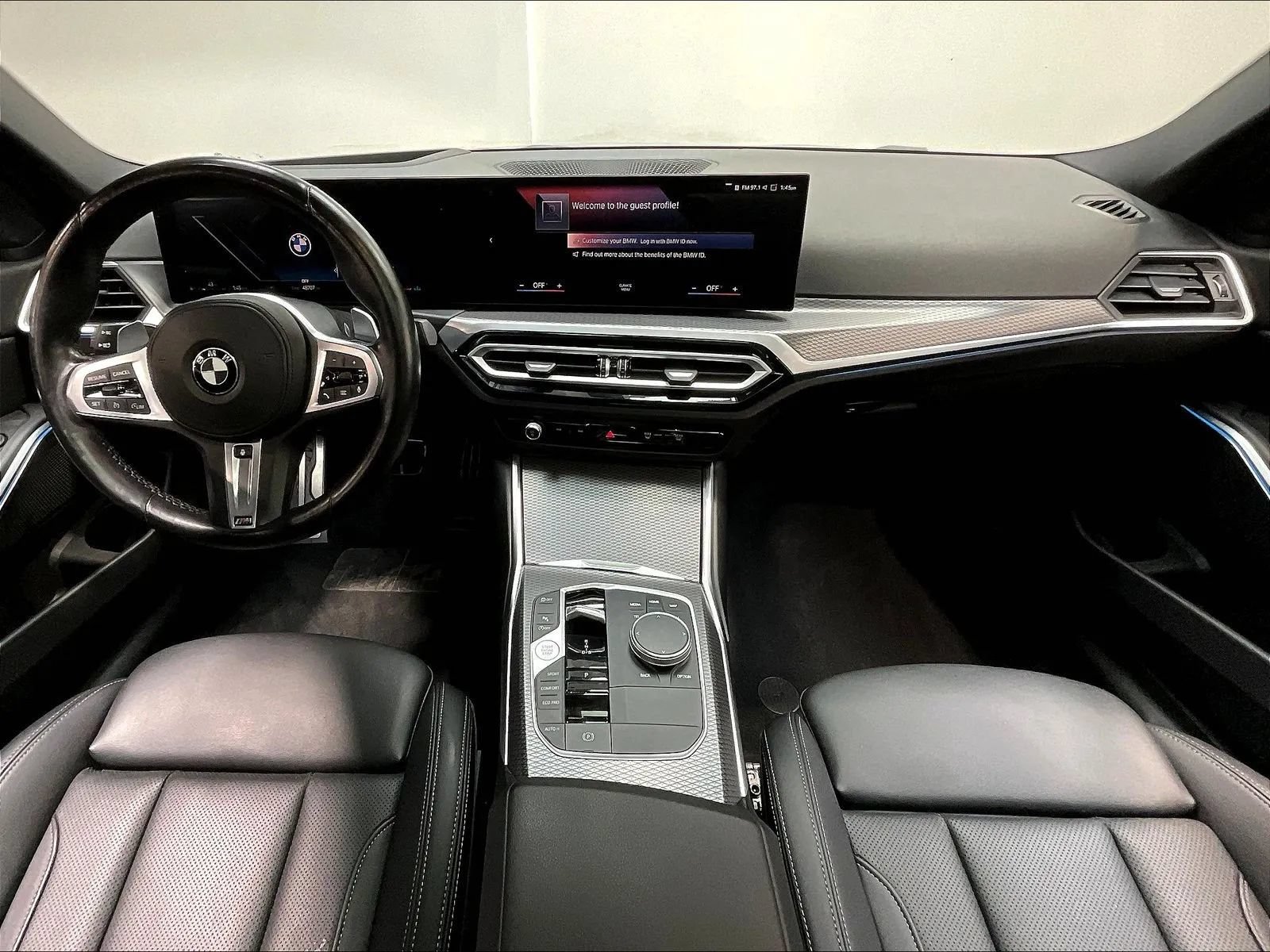 Used 2023 BMW 330i Sedan w/ M Sport Package RWD image 2