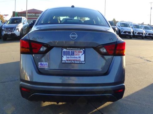 Used 2024 Nissan Altima 2.5 SV image 7