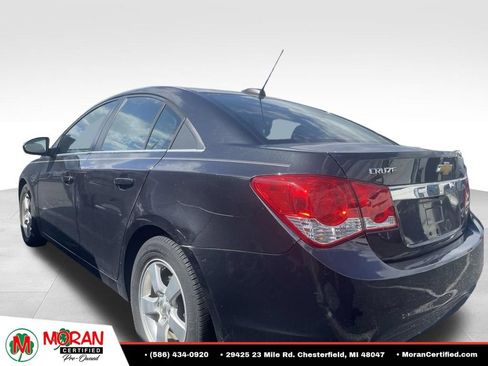 Used 2016 Chevrolet Cruze LT FWD image 2