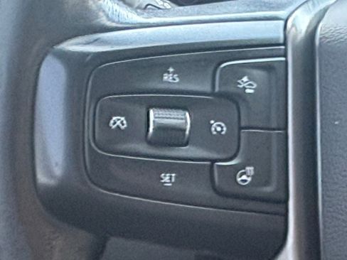 Used 2023 GMC Sierra 2500 Denali w/ Denali Ultimate Package image 11