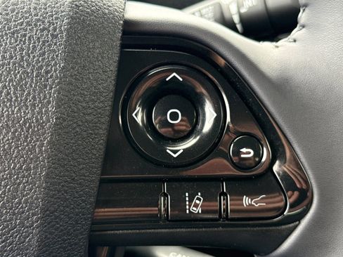 Used 2020 Toyota Prius Prime LE image 29