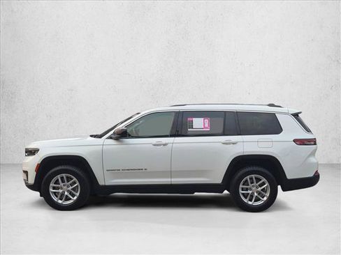 Used 2023 Jeep Grand Cherokee L Laredo AWD/4WD image 8