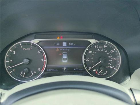 Used 2019 Nissan Altima 2.5 Platinum FWD image 11