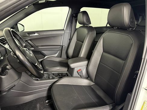 Used 2021 Volkswagen Tiguan SE R-Line w/ 3rd Row Seat Package AWD/4WD image 29