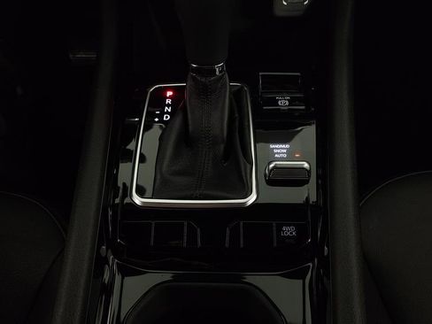 Used 2023 Jeep Compass Limited image 23