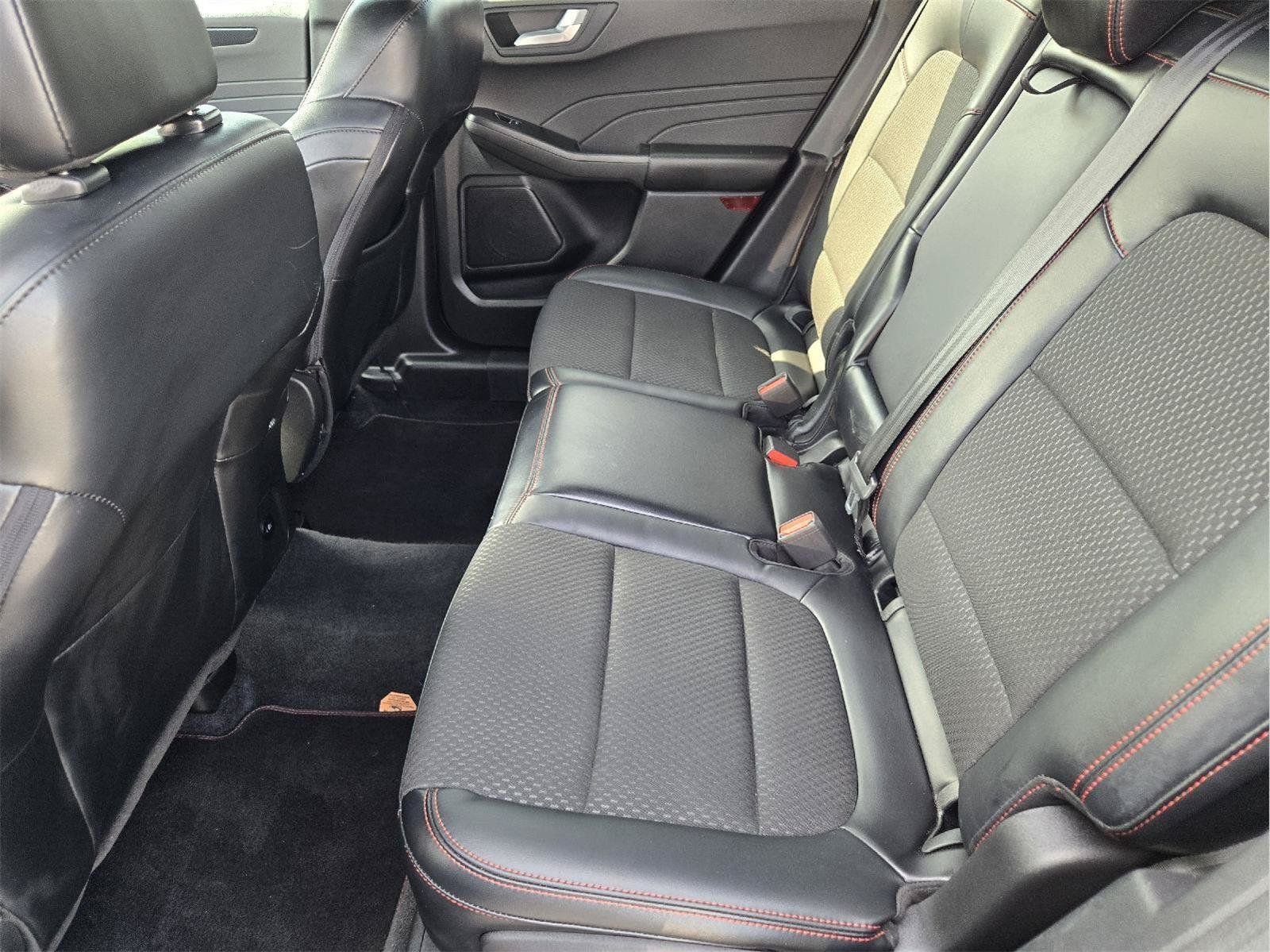 Used 2023 Ford Escape ST-Line w/ Tech Pack #1 AWD/4WD image 30