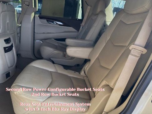 Used 2015 Cadillac Escalade Premium image 32