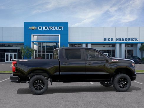 New 2026 Chevrolet Silverado 1500 Custom Trail Boss AWD/4WD image 7
