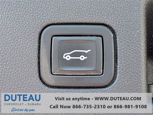 Used 2022 Chevrolet Equinox RS w/ RS Leather Package image 7