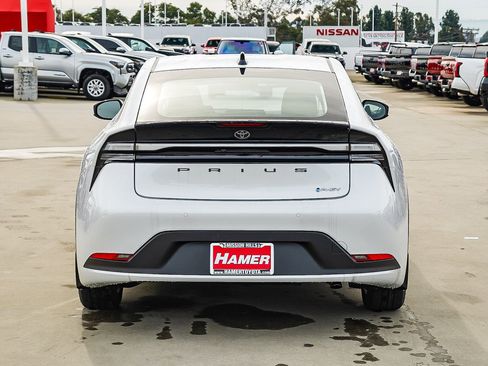 New 2026 Toyota Prius Plug-In Hybrid image 6