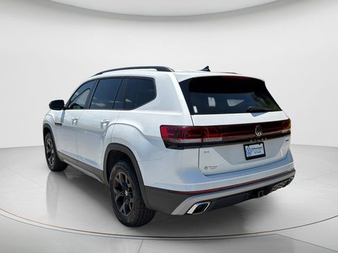 New 2026 Volkswagen Atlas Peak Edition AWD/4WD image 6