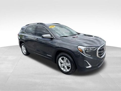 Used 2020 GMC Terrain SLE w/ Driver Convenience Package FWD image 3