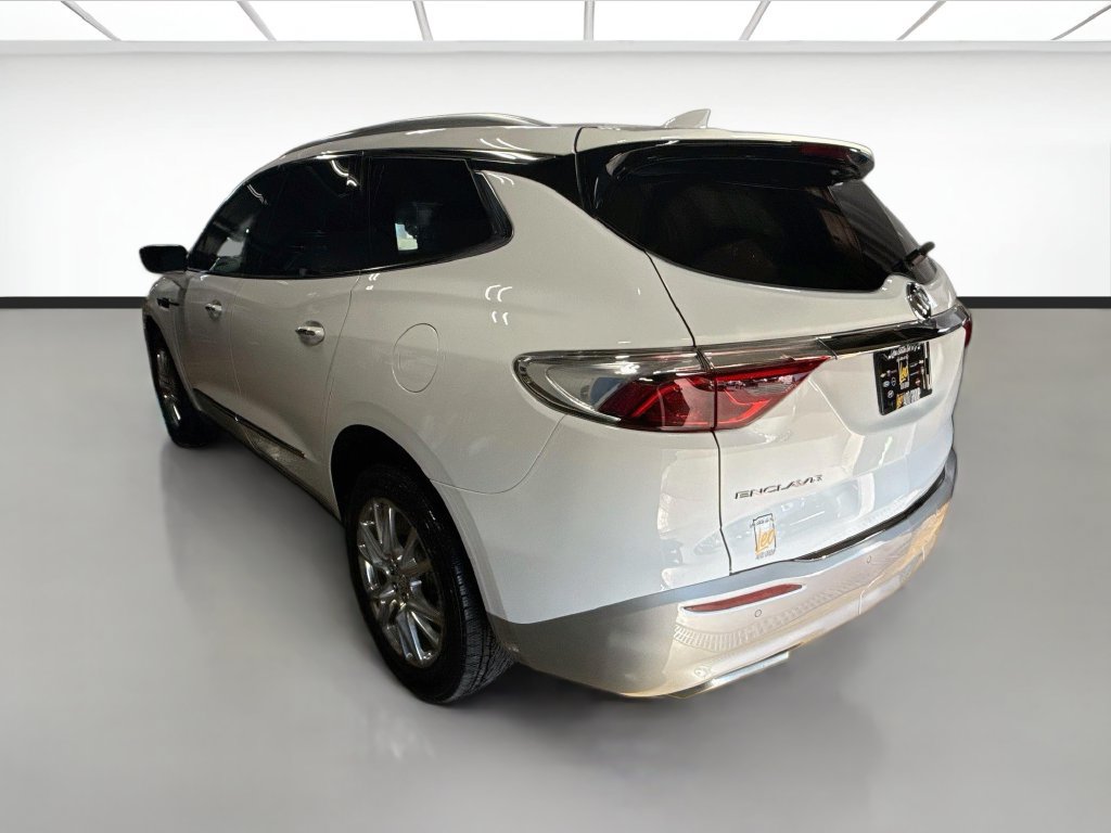 Used 2023 Buick Enclave Essence w/ Experience Buick Package FWD image 8