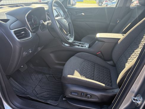 Used 2024 Chevrolet Equinox LT w/ LPO, Floor Liner Package image 7