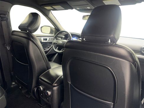 Used 2020 Ford Explorer XLT w/ Equipment Group 202A image 46