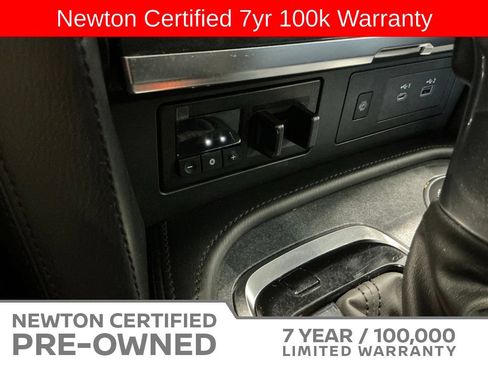 Used 2023 Nissan Armada SL w/ Midnight Edition Package AWD/4WD image 33