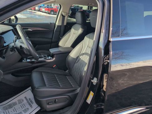 Used 2022 Buick Envision Avenir w/ Safety Package image 19