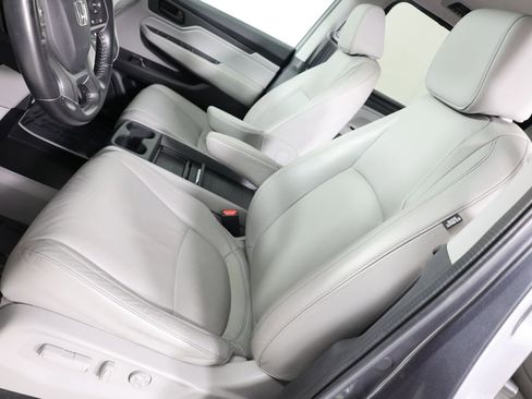 Used 2023 Honda Odyssey EX-L image 9