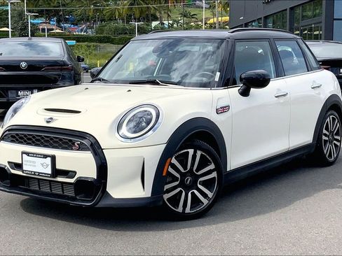 Certified 2023 MINI Cooper S image 3