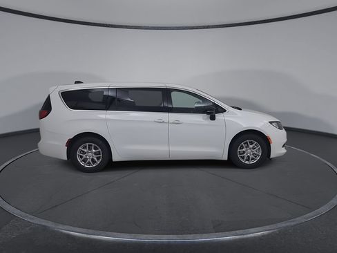 New 2027 Chrysler Pacifica LX FWD image 17