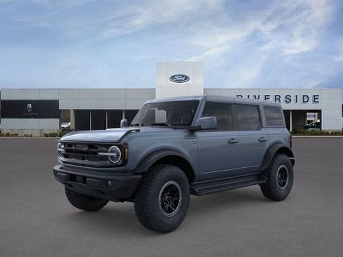 New 2025 Ford Bronco Outer Banks w/ Sasquatch Package image 1