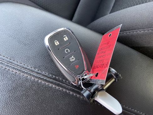 Used 2024 Chevrolet Malibu LT image 41