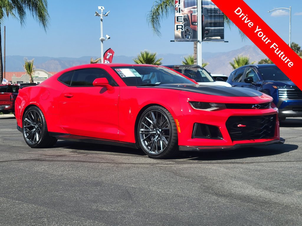 Used 2017 Chevrolet Camaro ZL1 RWD image 36