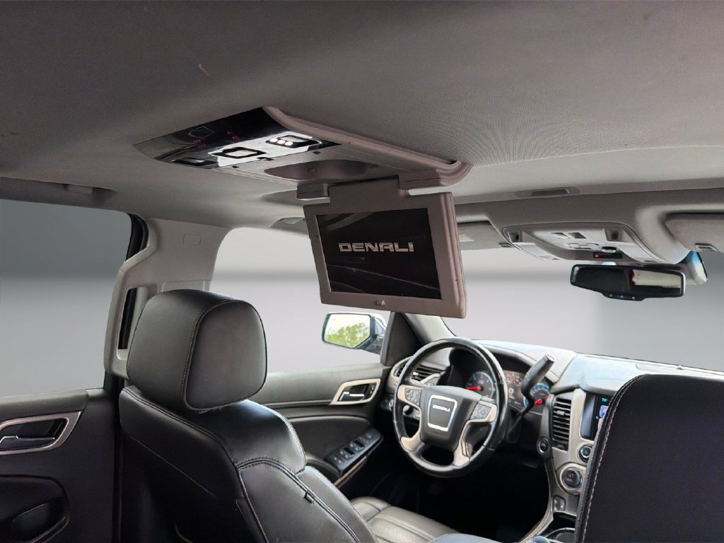 Used 2019 GMC Yukon Denali w/ Denali Ultimate Package AWD/4WD image 17