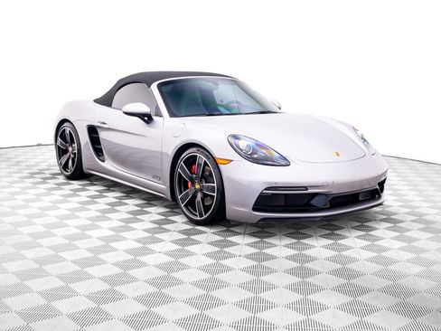 Used 2019 Porsche 718 Boxster GTS RWD image 6