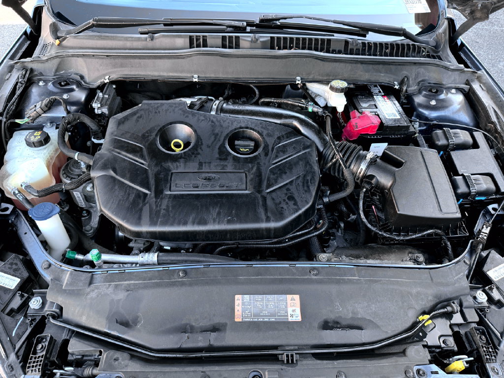 Used 2018 Ford Fusion Titanium AWD/4WD image 14