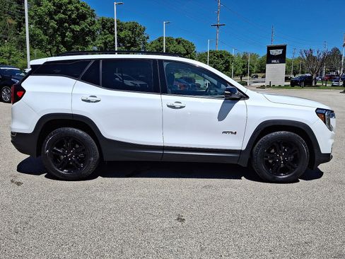 Certified 2023 GMC Terrain AT4 w/ Infotainment Package II AWD/4WD image 26