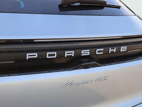 New 2025 Porsche Macan 4S Electric image 6