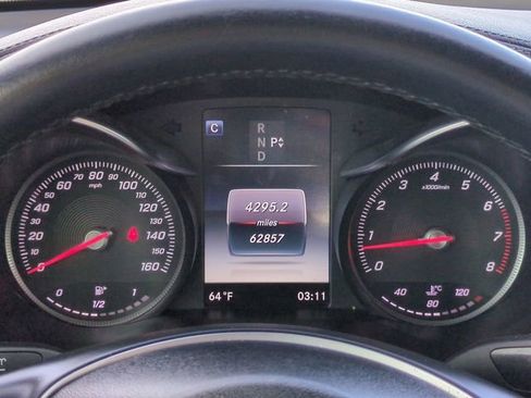 Used 2017 Mercedes-Benz GLC 300 4MATIC w/ Premium 2 Package image 28