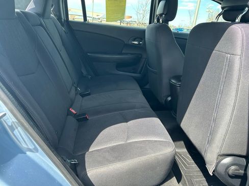 Used 2012 Chrysler 200 Touring w/ Sun/Sound Group image 27