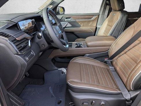 New 2026 GMC Acadia Denali Ultimate image 4