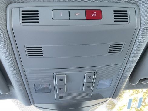 Used 2024 Volkswagen Jetta S image 27