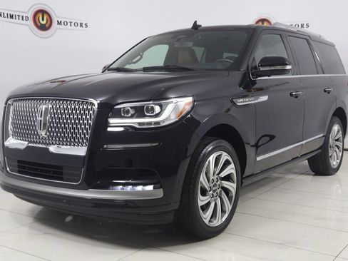 Used 2023 Lincoln Navigator Reserve image 5