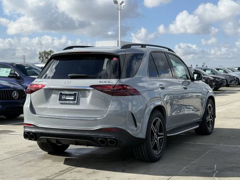 New 2026 Mercedes-Benz GLE 53 AMG 4MATIC image 11