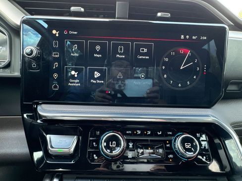 Used 2024 GMC Sierra 1500 Denali w/ Denali Reserve Package image 27