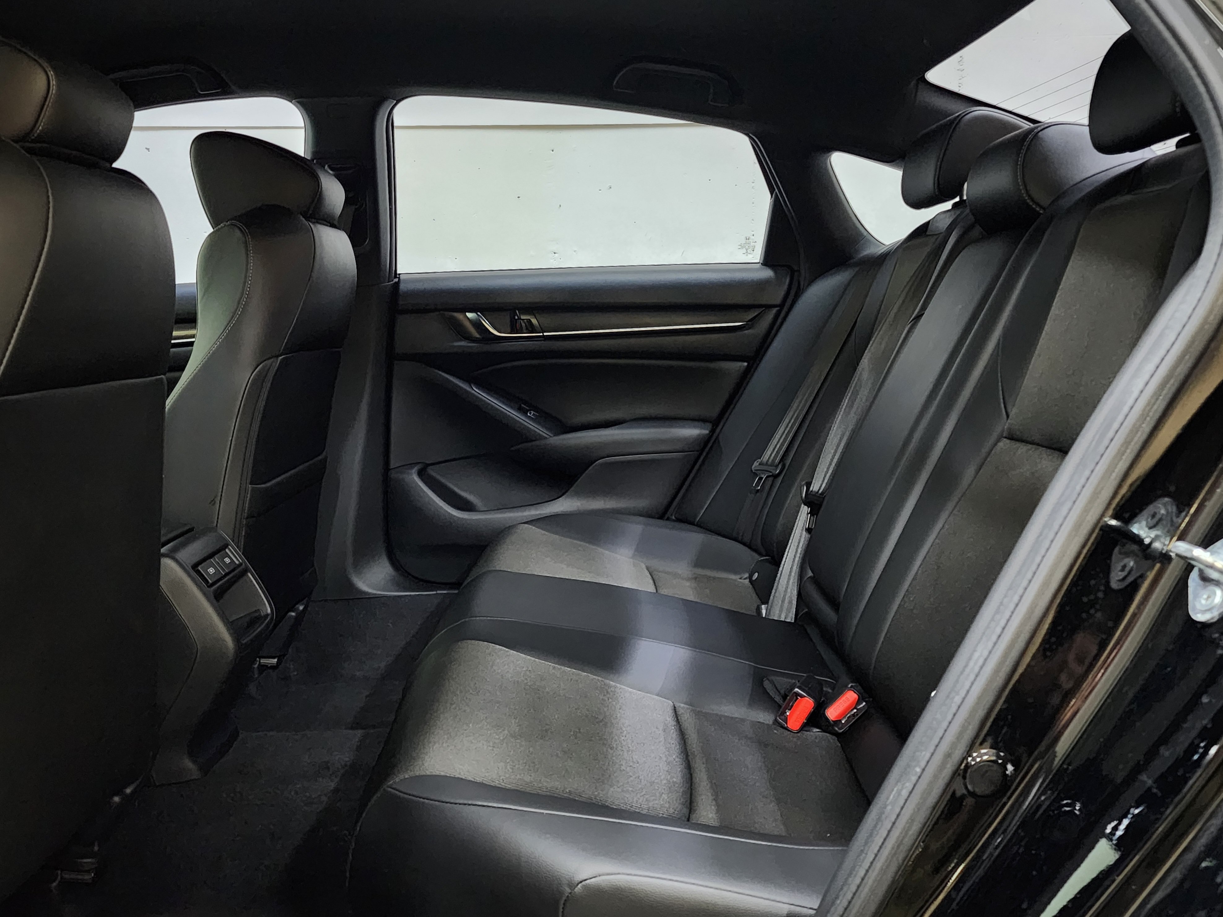 Used 2022 Honda Accord Sport image 17