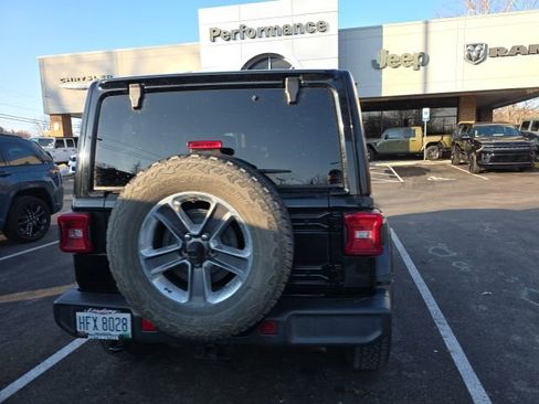 Used 2020 Jeep Wrangler Unlimited Sahara image 46