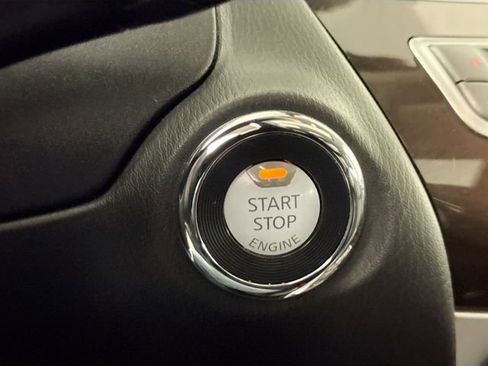 Used 2017 INFINITI QX60 Luxe w/ Deluxe Technology Package image 44