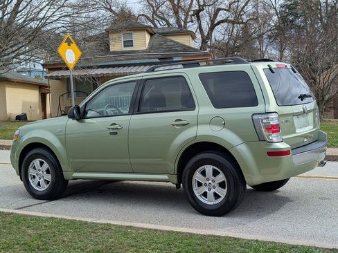 Used 2009 Mercury Mariner 4WD image 10