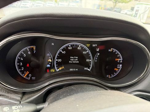Used 2020 Jeep Grand Cherokee High Altitude AWD/4WD image 10